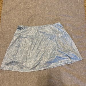 Vineyard vines skirt